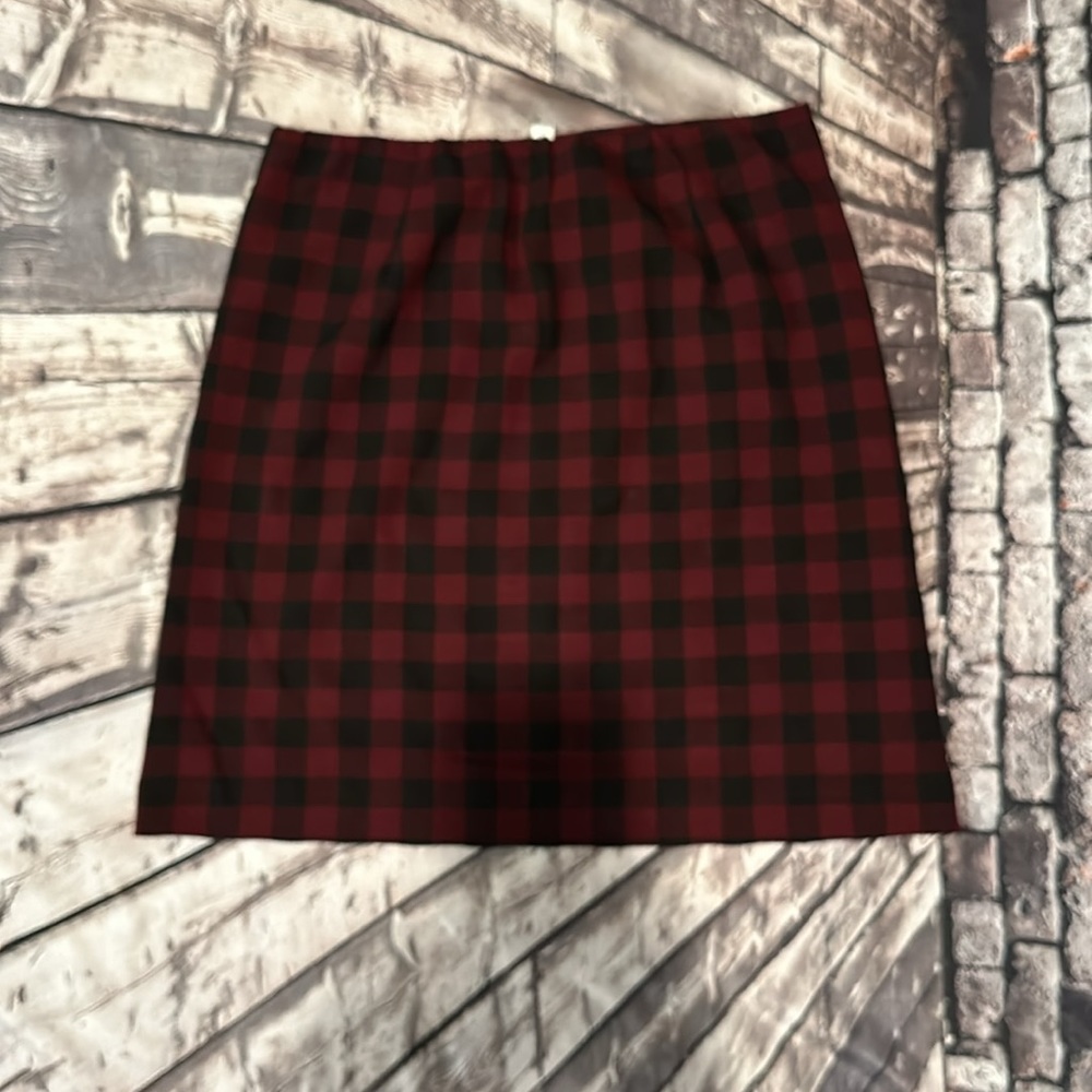 J Jill A-line Skirt in Burgundy and Black Plaid Medium - Picture 3 of 5